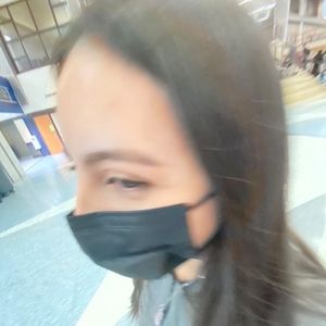 Meet your Posher, Iris